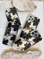 قاب گوشی آینه ای طرح گل مشکی - Image 3