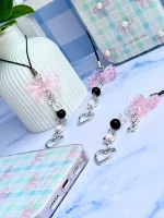 قاب طرح پاپیون صورتی همراه آویز گوشی آیفون 16 پرو - Image 3